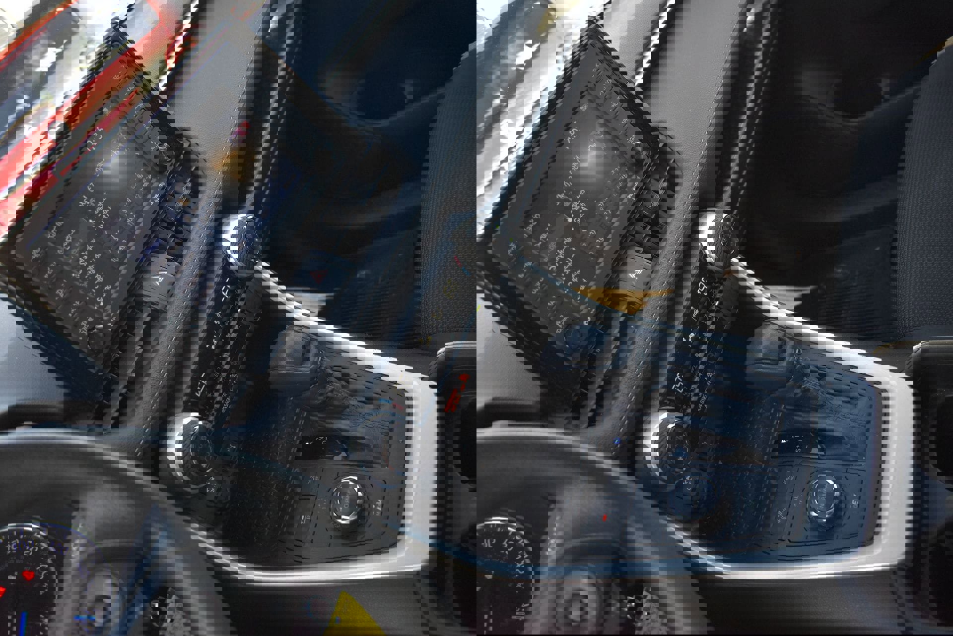 Used 2021 Toyota RAV4 LE image 22