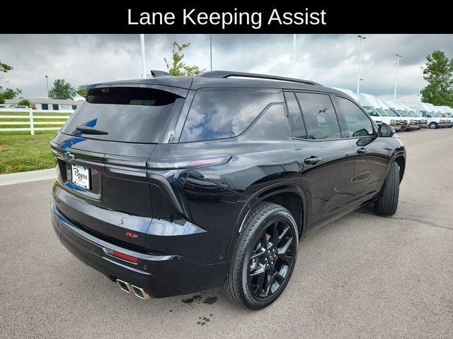 Used 2025 Chevrolet Traverse RS AWD/4WD image 9