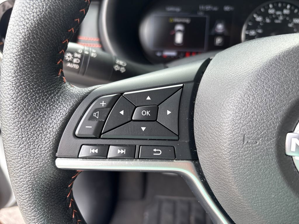 Used 2023 Nissan Kicks SR w/ SR PREMIUM PACKAGE w/ SR Premium Package FWD image 20
