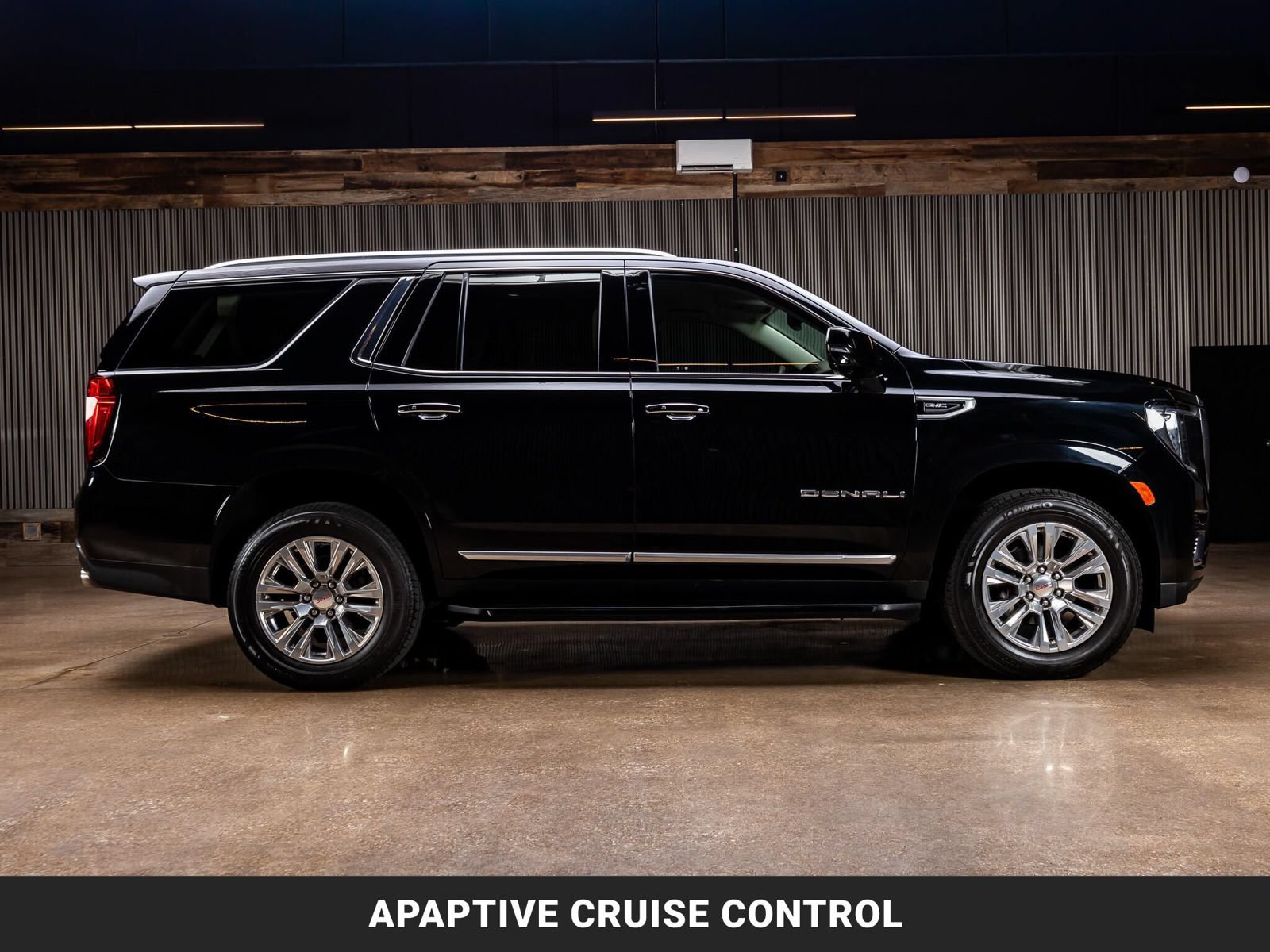 Used 2023 GMC Yukon Denali AWD/4WD image 10
