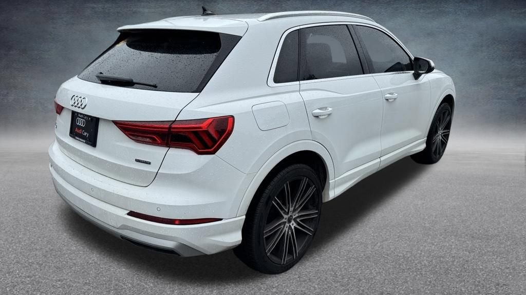 Used 2021 Audi Q3 2.0T Premium w/ Convenience Package AWD/4WD image 9