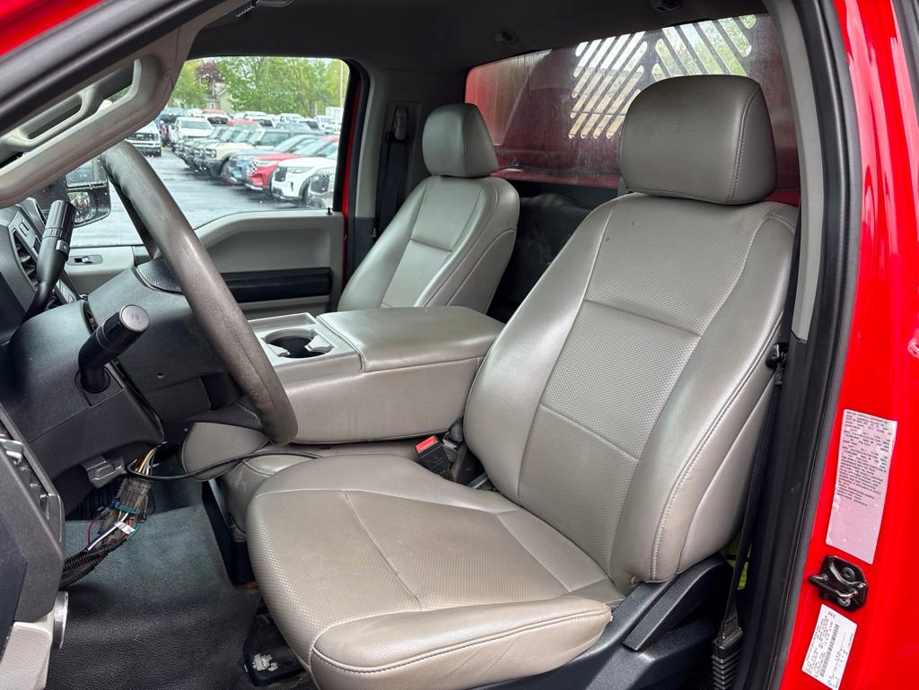 Used 2021 Ford F550 4x4 Regular Cab Super Duty image 4