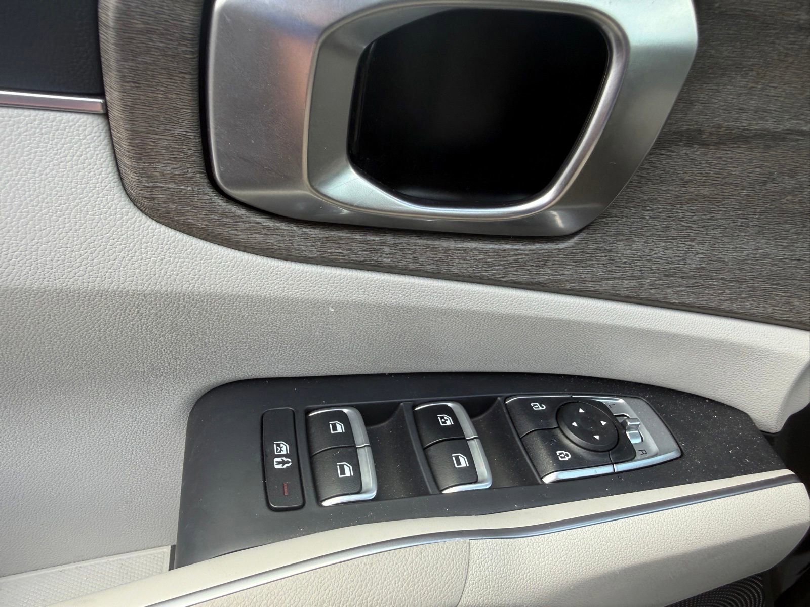 Used 2023 Kia Sorento EX w/ Panoramic Sunroof Package FWD image 20