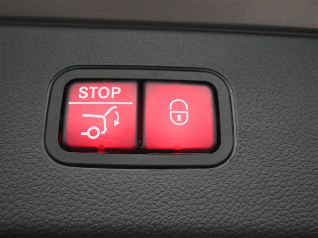 Used 2022 Mercedes-Benz GLC 43 AMG 4MATIC image 16