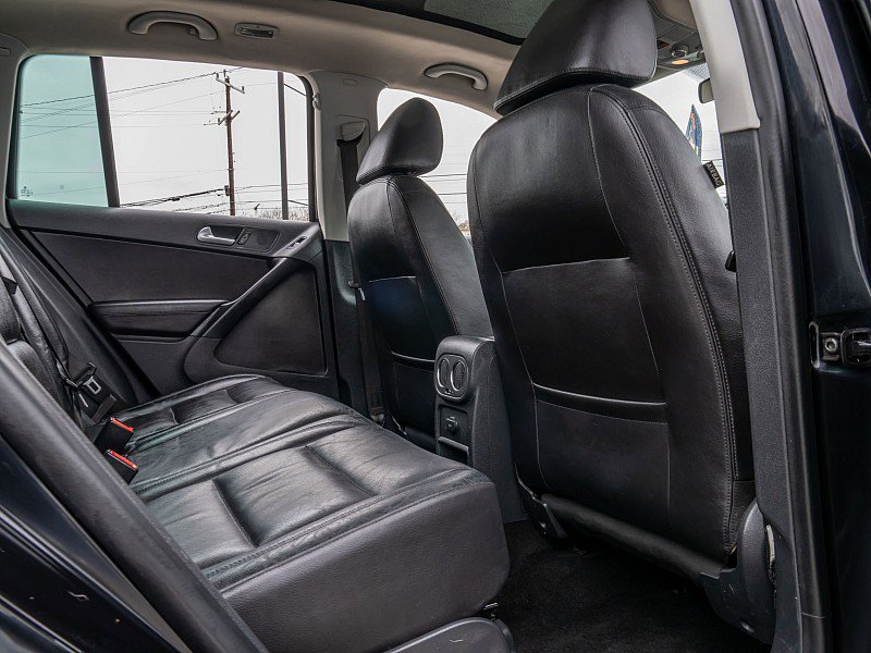 Used 2016 Volkswagen Tiguan SEL image 22