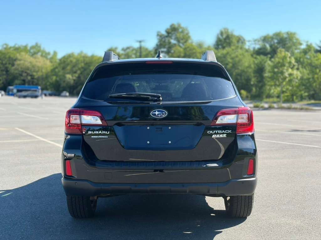 Used 2017 Subaru Outback 2.5i Limited AWD/4WD image 5