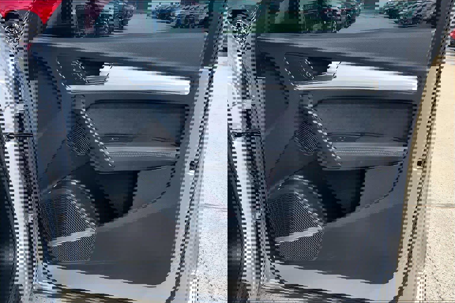 Used 2024 Audi Q5 e Premium Plus image 23