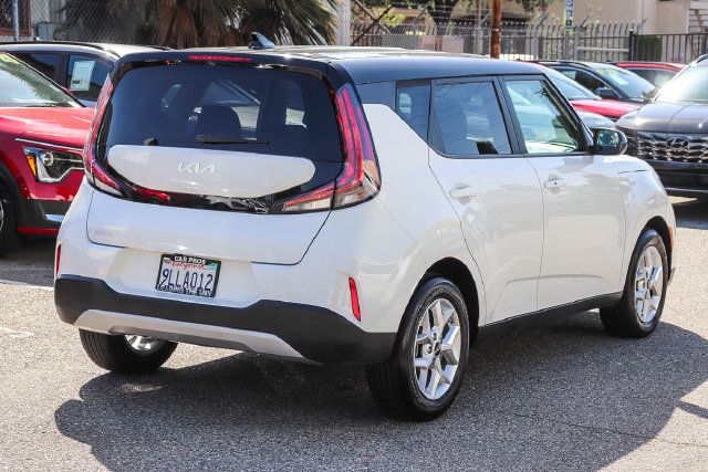 New 2027 Kia Seltos EX FWD image 16