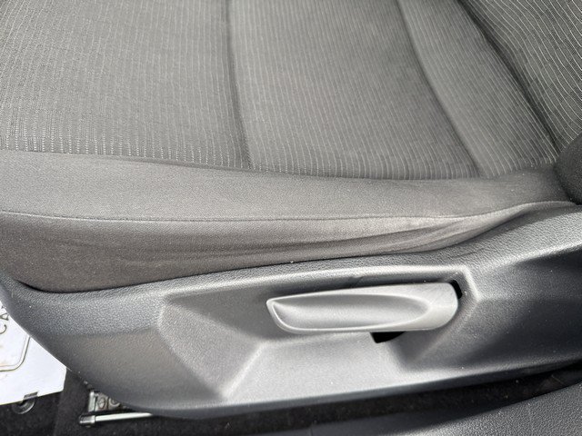 Used 2017 Volkswagen Tiguan Limited w/ Premium Package FWD image 16