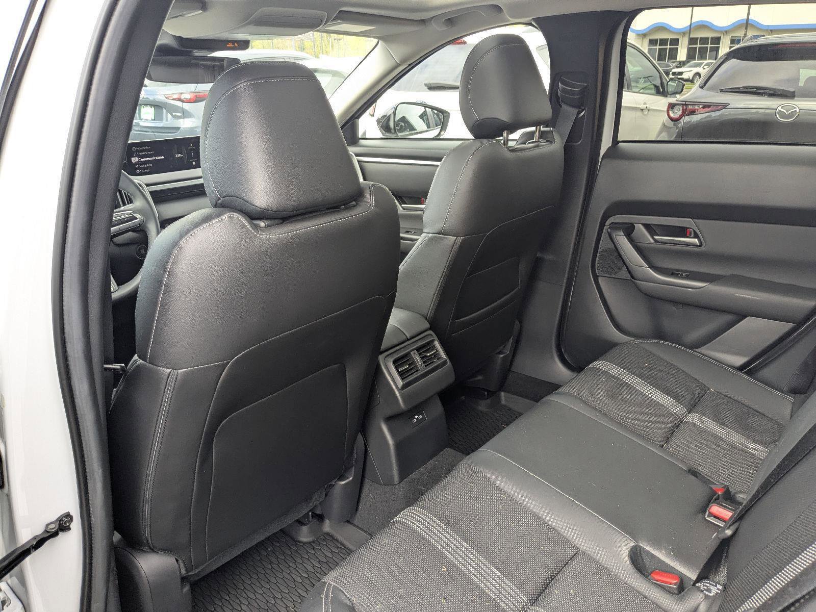 Used 2025 MAZDA CX-50 AWD 2.5 S w/ Weather Package image 14