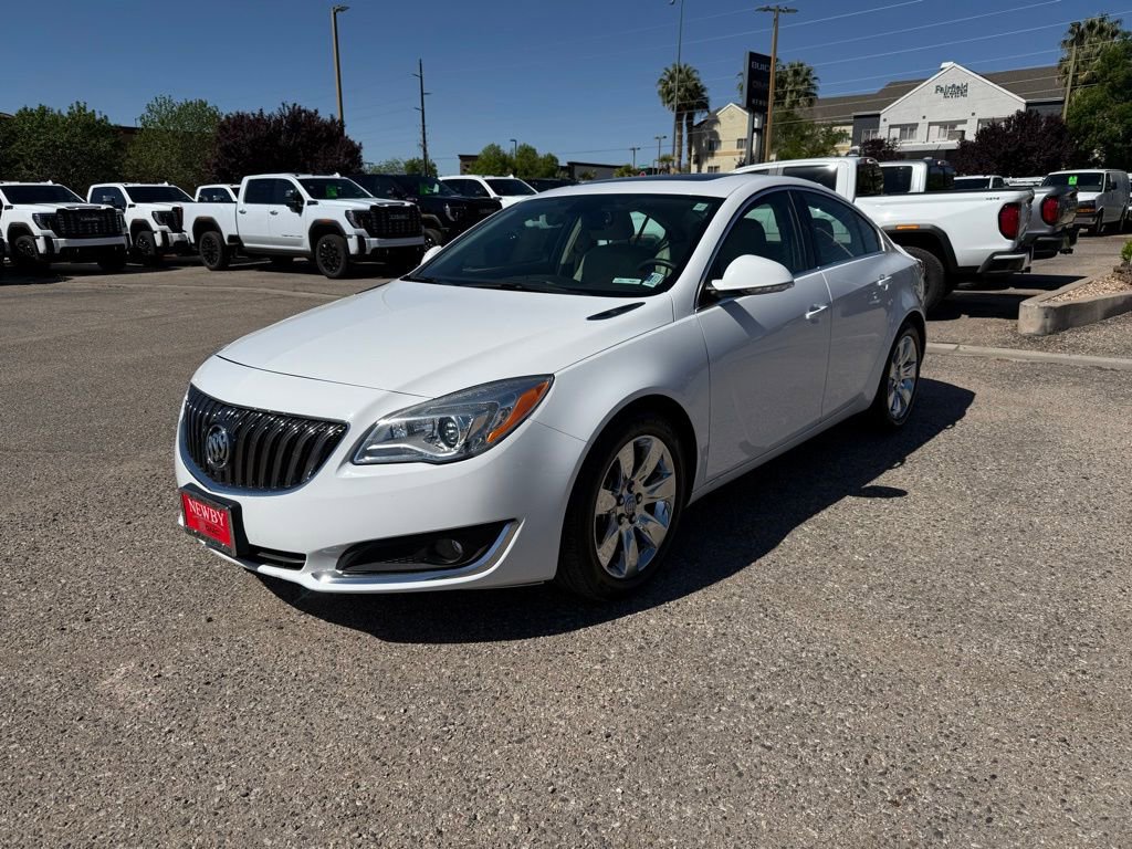 Used 2017 Buick Regal Premium image 1