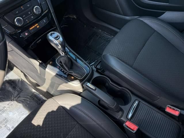 Used 2020 Buick Encore Preferred w/ Safety Package FWD image 26
