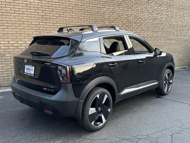 New 2026 Nissan Kicks SR w/ Cold Weather Package AWD/4WD image 15