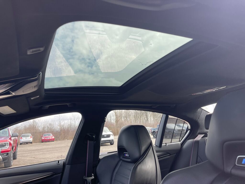 Used 2023 BMW M5 w/ Competition Package image 9