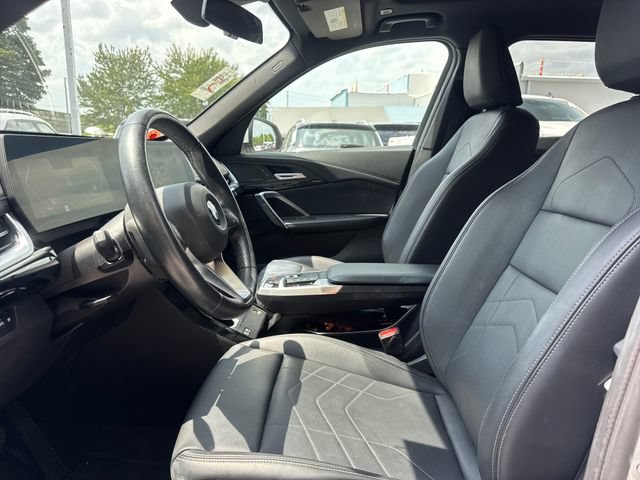 Used 2025 BMW X1 xDrive28i AWD/4WD image 13