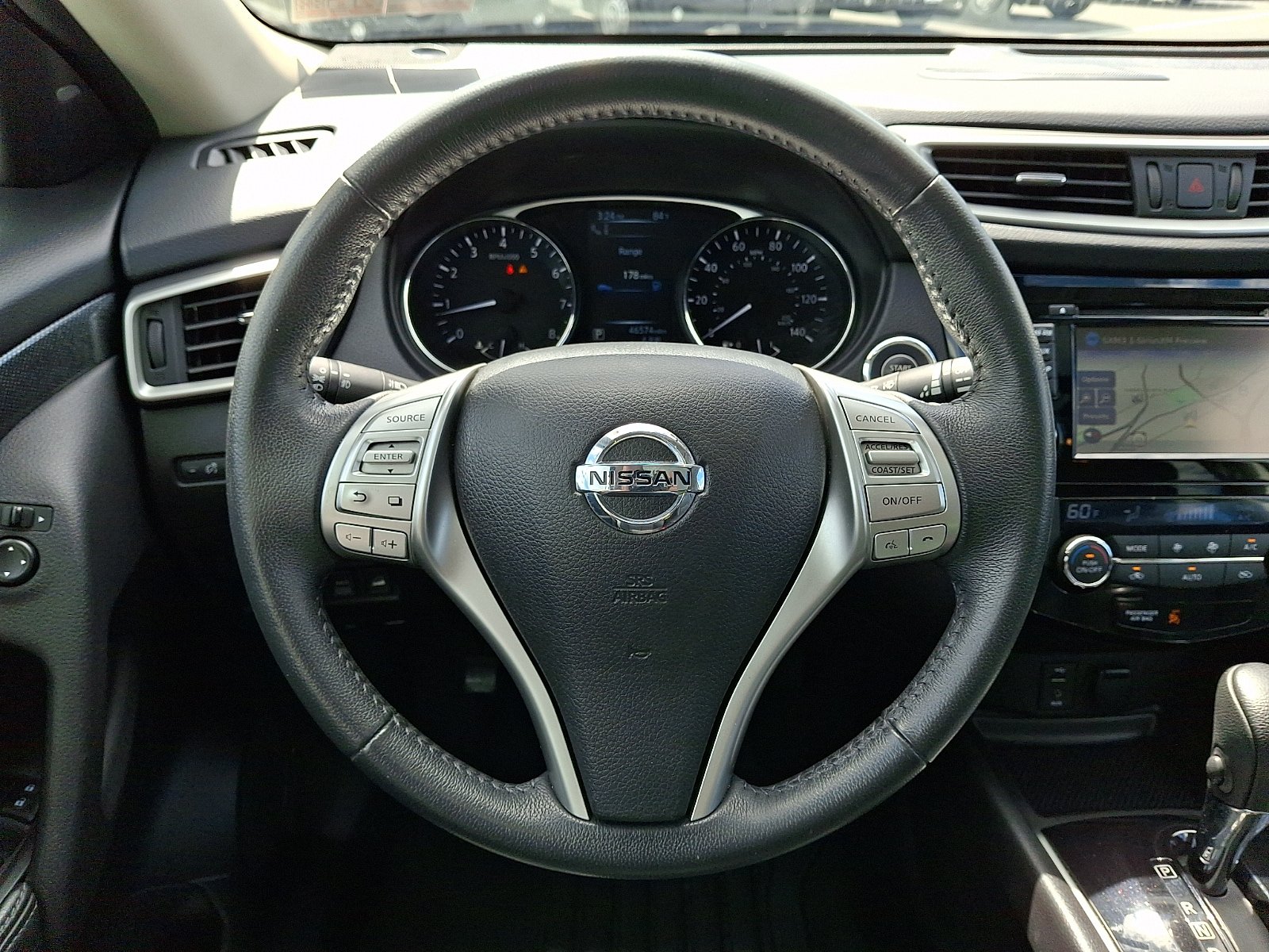Used 2015 Nissan Rogue SL w/ SL Premium Package AWD/4WD image 18