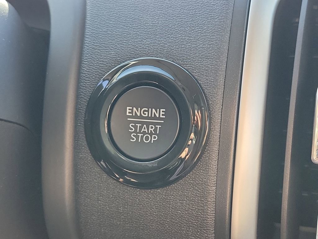 New 2026 Ford Expedition Active image 29