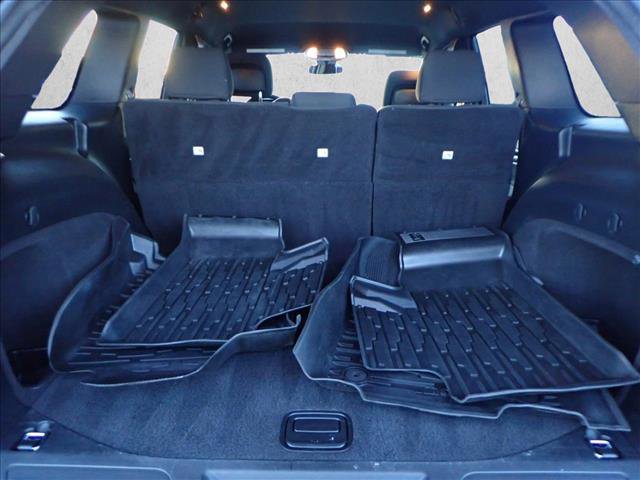 Used 2020 Jeep Grand Cherokee Laredo image 8