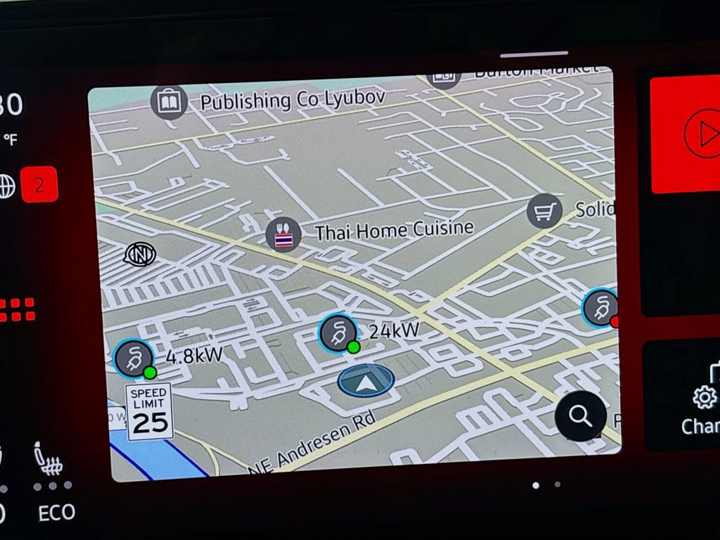 Used 2021 Volkswagen ID.4 Pro S w/ Gradient Package image 16