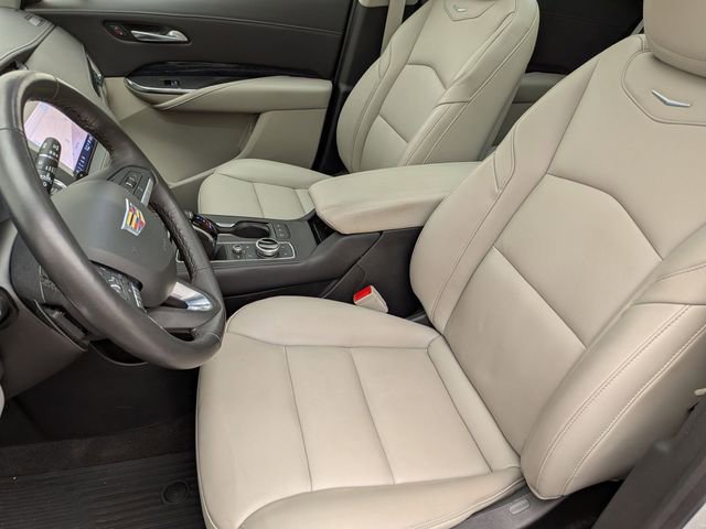 Certified 2023 Cadillac XT4 Premium Luxury w/ Cold Weather Package image 20