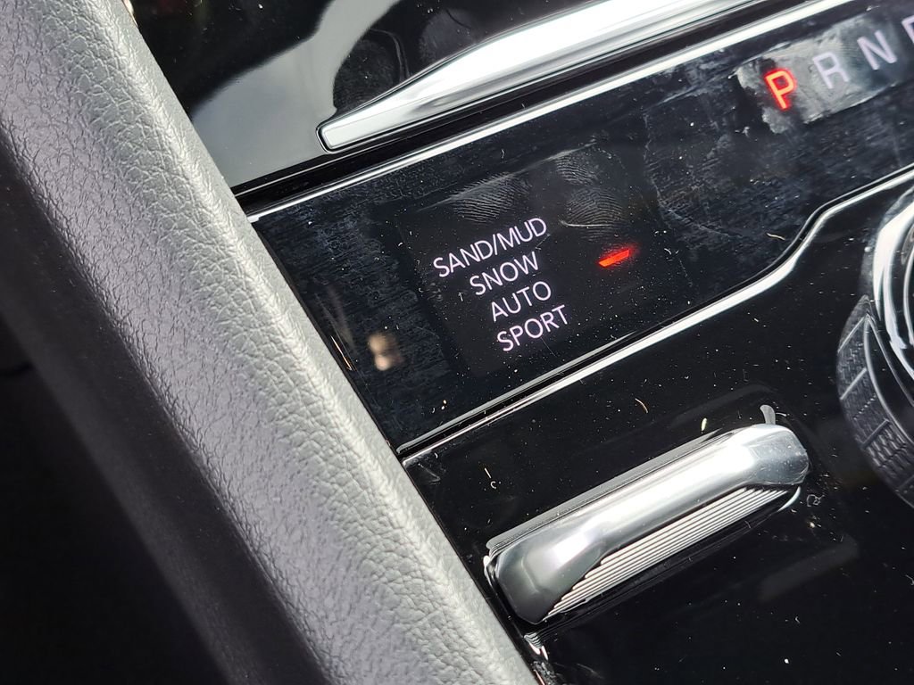 New 2026 Jeep Grand Cherokee L Laredo image 11