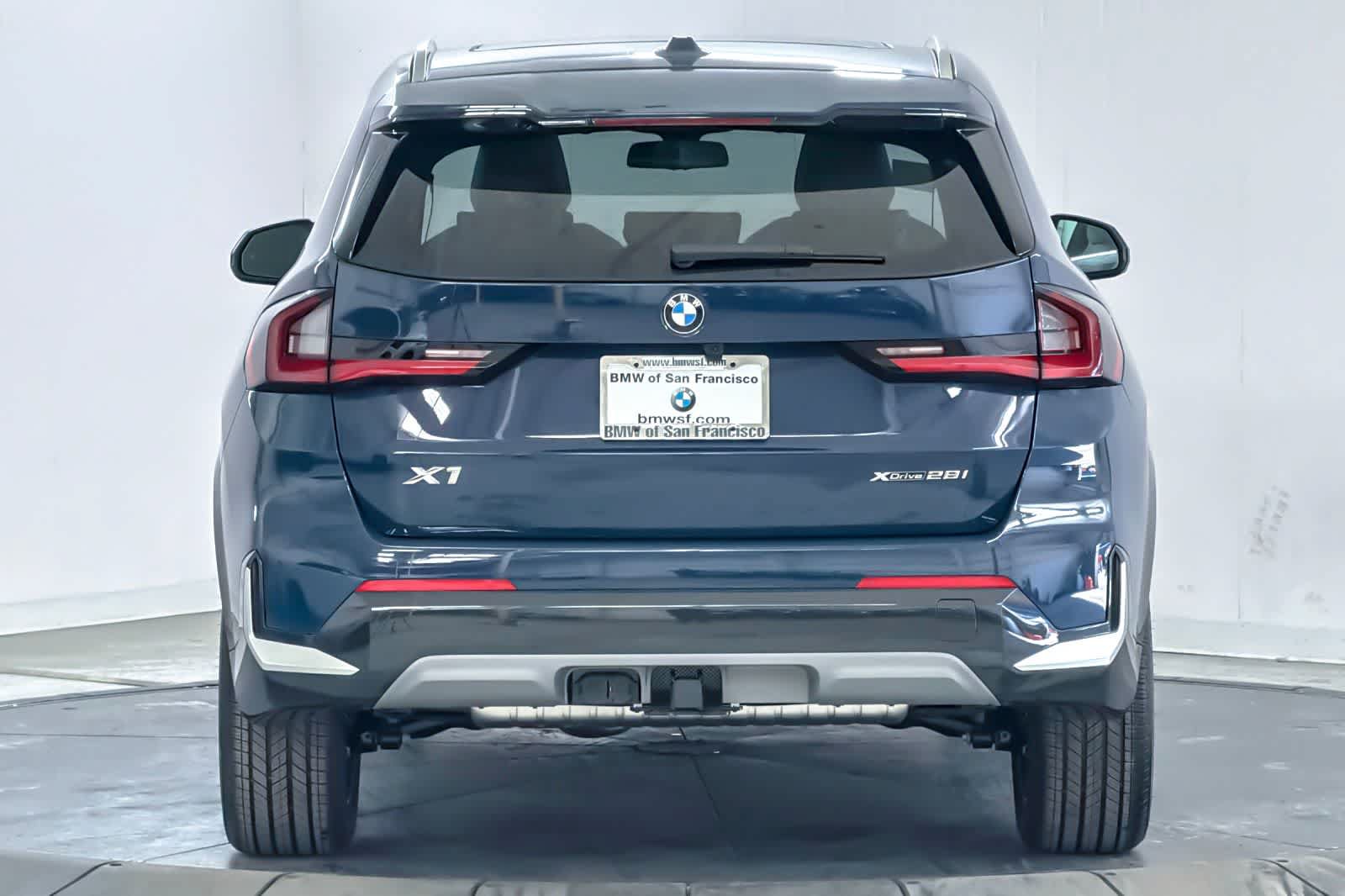 New 2026 BMW X1 xDrive28i w/ Technology Package AWD/4WD image 7
