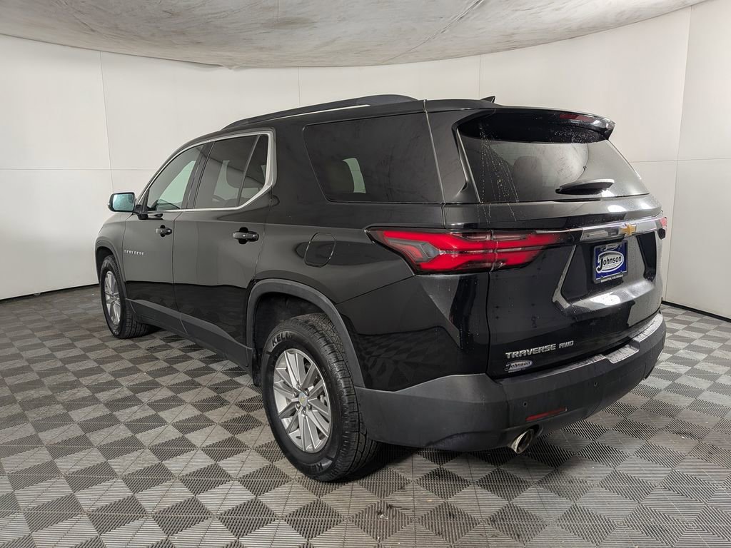Used 2022 Chevrolet Traverse LT image 4