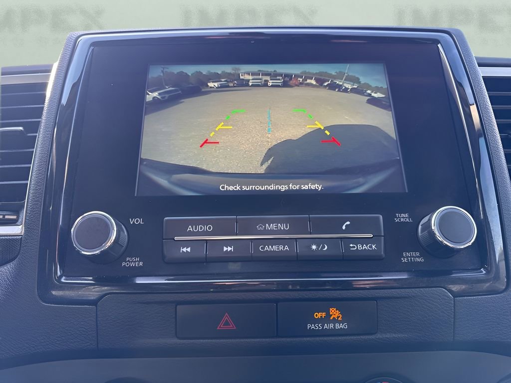 Used 2022 Nissan Frontier SV AWD/4WD image 18