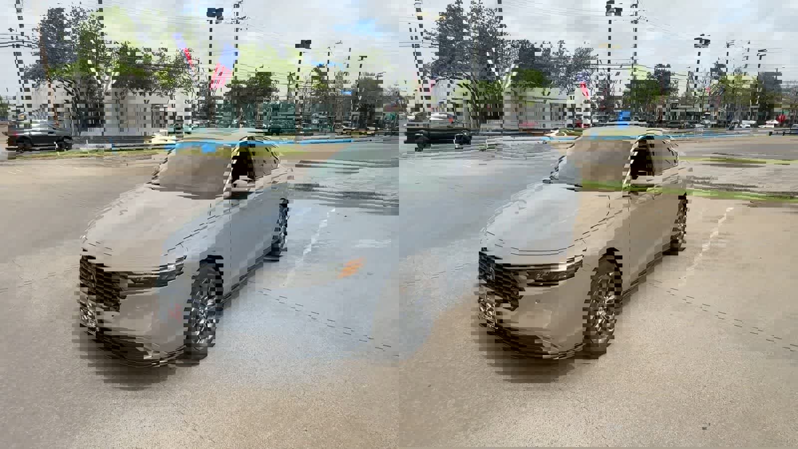 Certified 2025 Honda Accord EX-L image 4