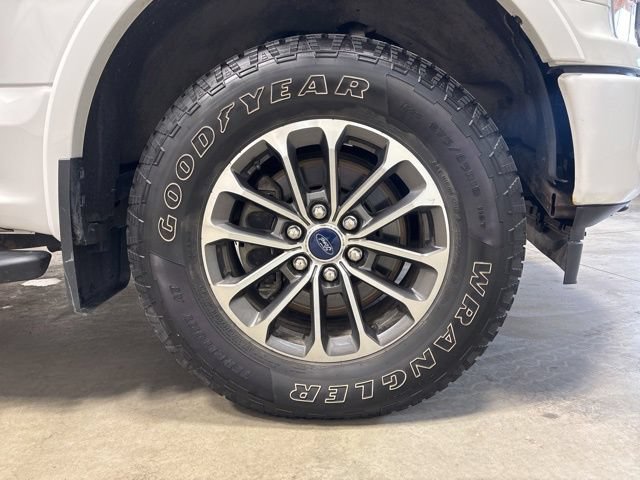 Used 2019 Ford F150 XLT w/ Equipment Group 302A Luxury AWD/4WD image 10