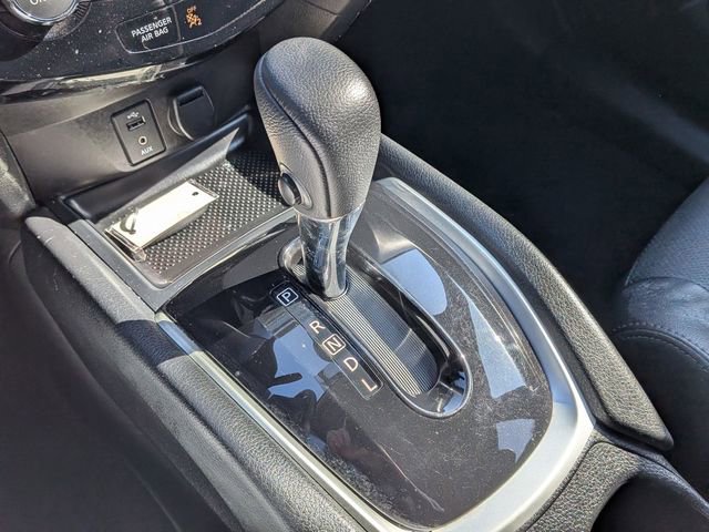 Used 2016 Nissan Rogue SL w/ SL Premium Package AWD/4WD image 19