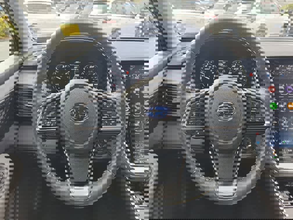 Used 2023 Subaru Outback Premium image 11