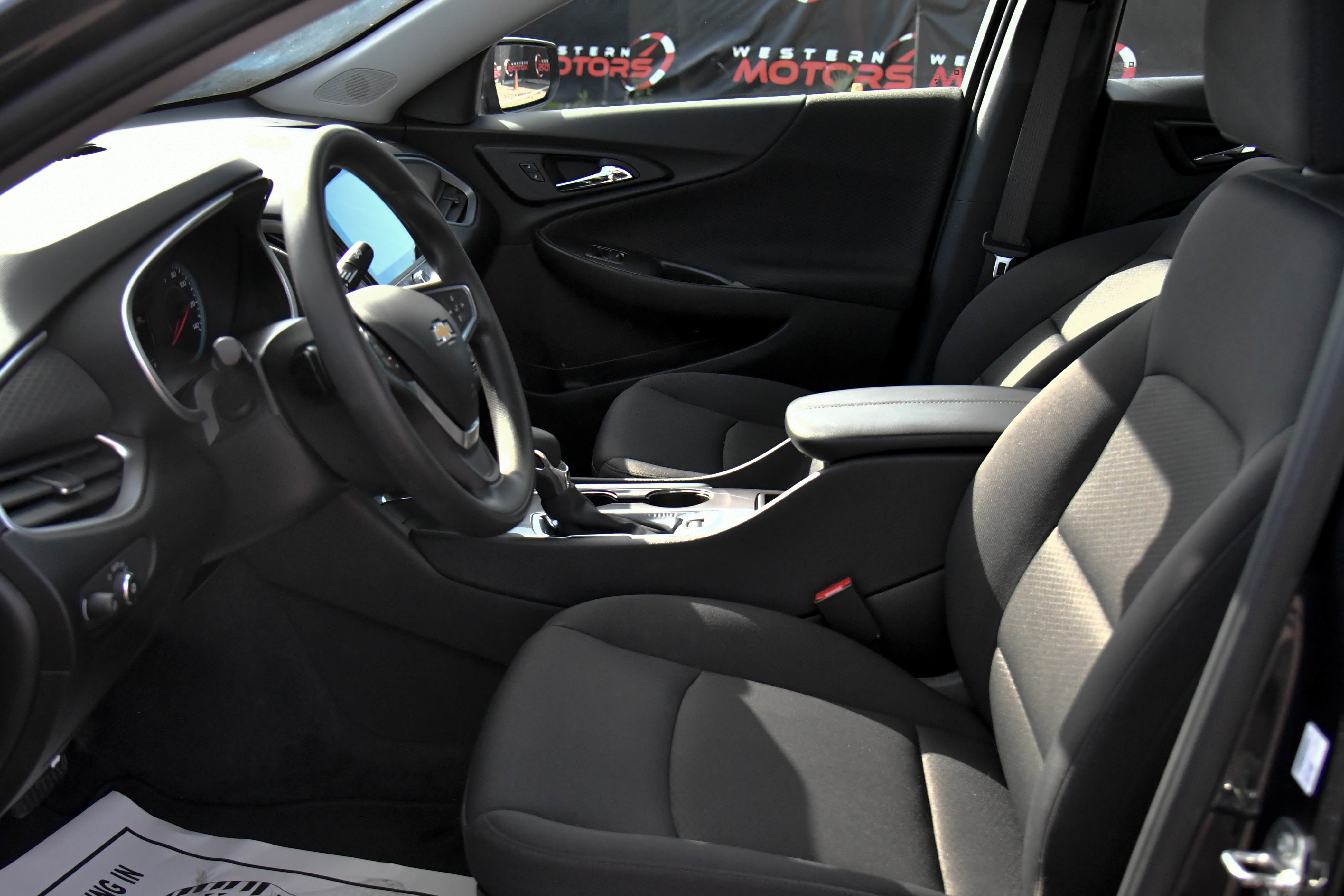 Used 2023 Chevrolet Malibu LT image 17