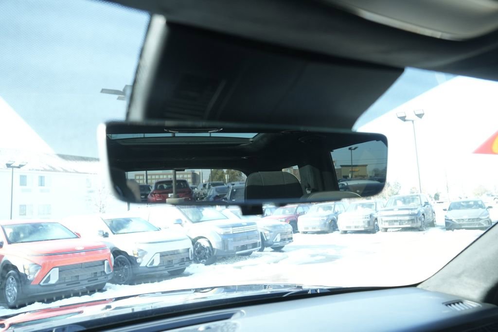 Used 2025 Hyundai Palisade Calligraphy image 48