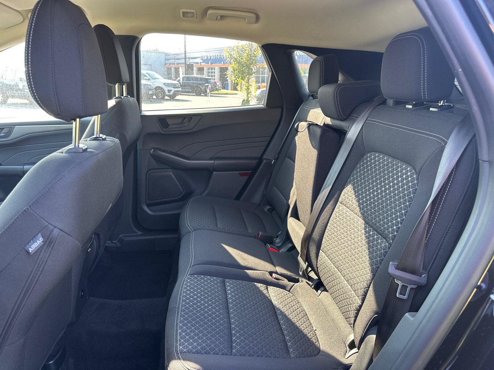 Used 2024 Ford Escape Active w/ Tech Pack #1 AWD/4WD image 14