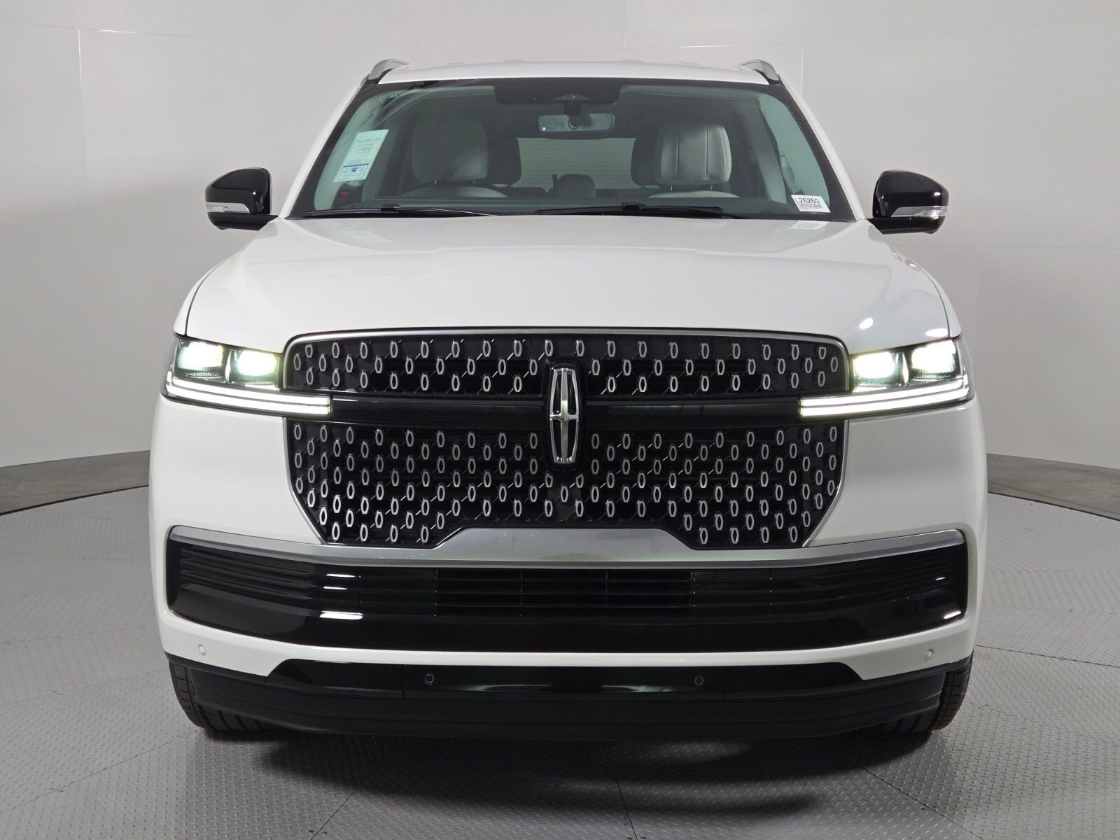 New 2026 Lincoln Navigator L Premier image 10