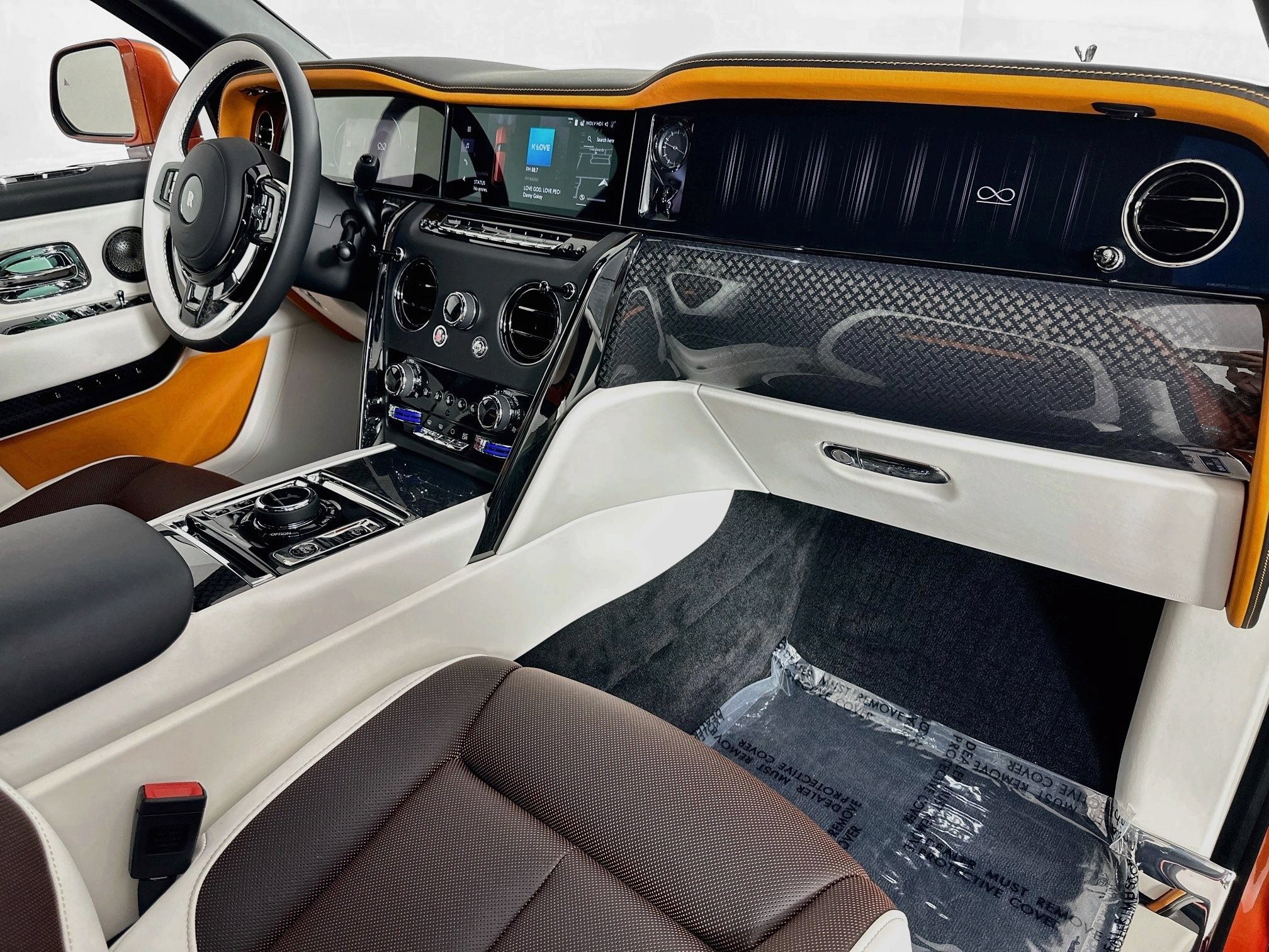 New 2027 Rolls-Royce Cullinan Black Badge AWD/4WD image 27