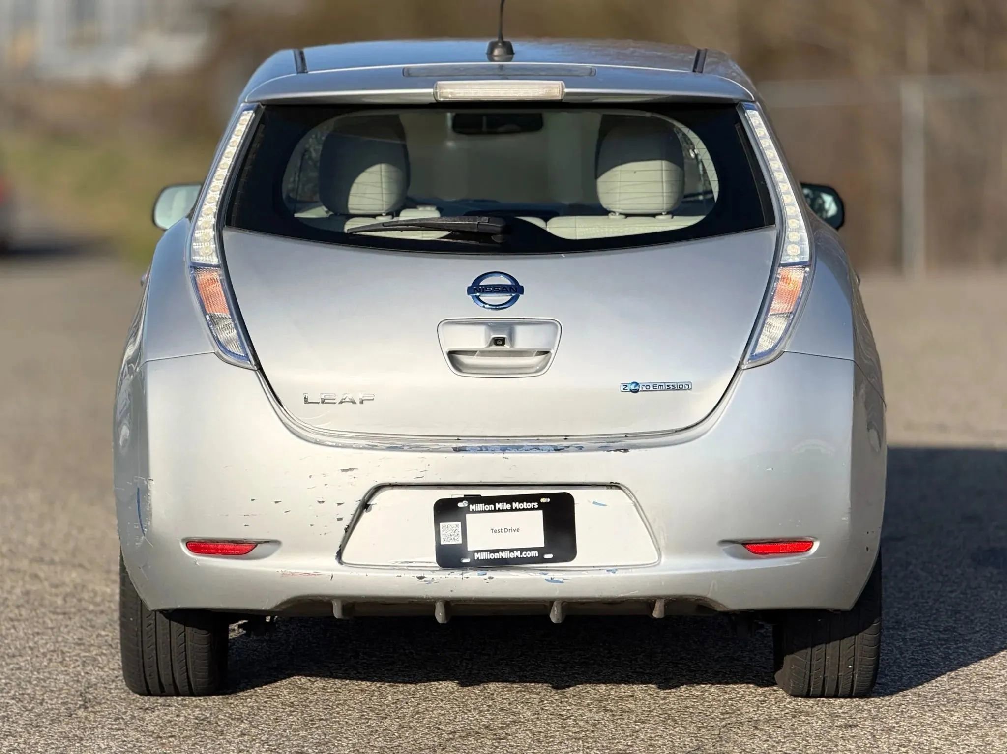 Used 2012 Nissan Leaf SL w/ Recycling/Organizational Pkg image 4
