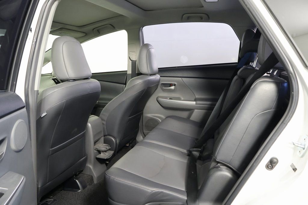 Used 2012 Toyota Prius V Five image 10