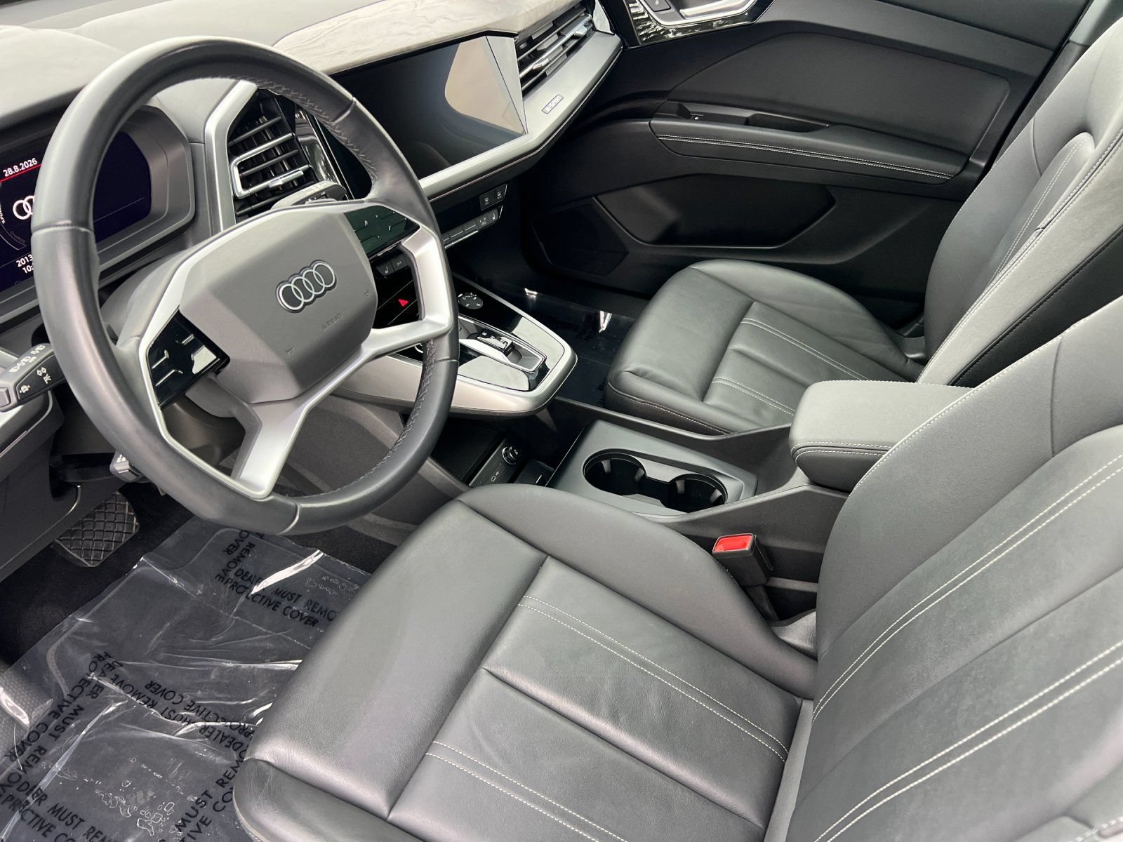 Used 2024 Audi Q4 e-tron Prestige AWD/4WD image 10