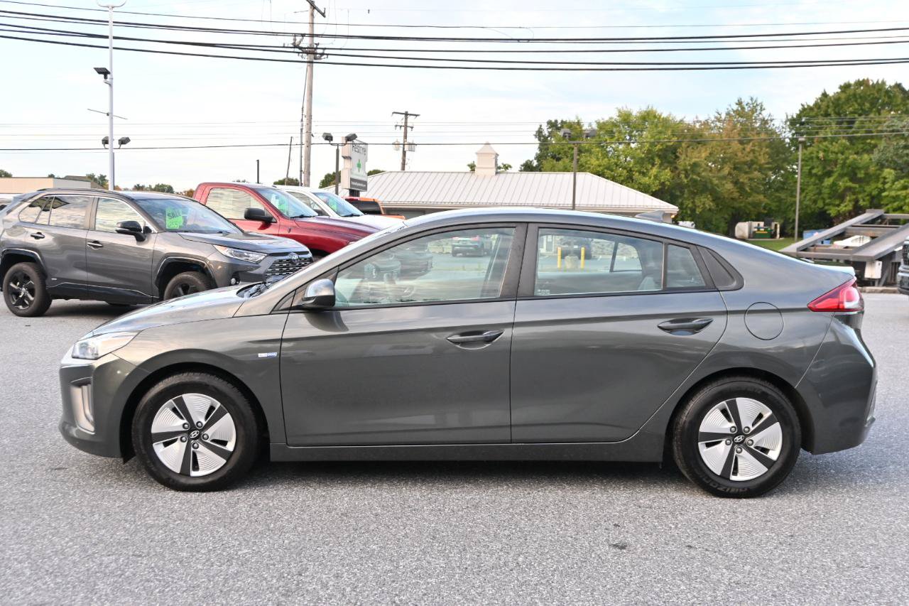 Used 2020 Hyundai Ioniq Blue FWD image 8