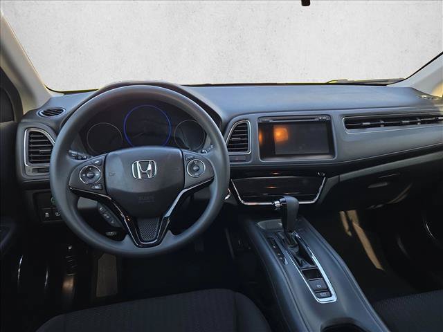 Used 2017 Honda HR-V EX image 16