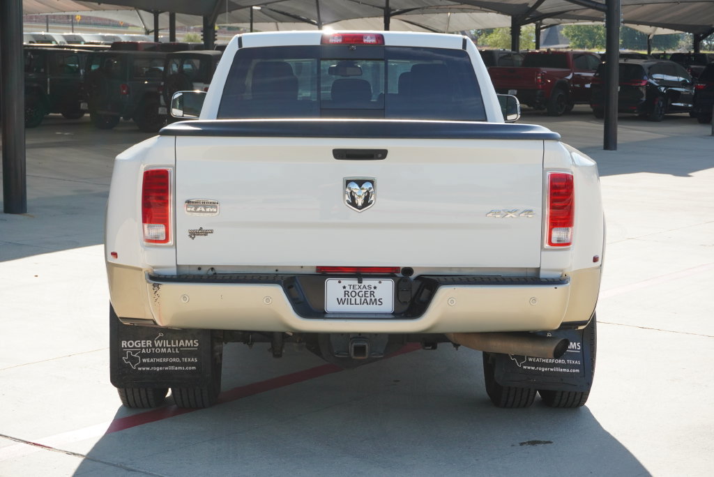 Used 2016 RAM 3500 Laramie Longhorn w/ Convenience Group AWD/4WD image 4