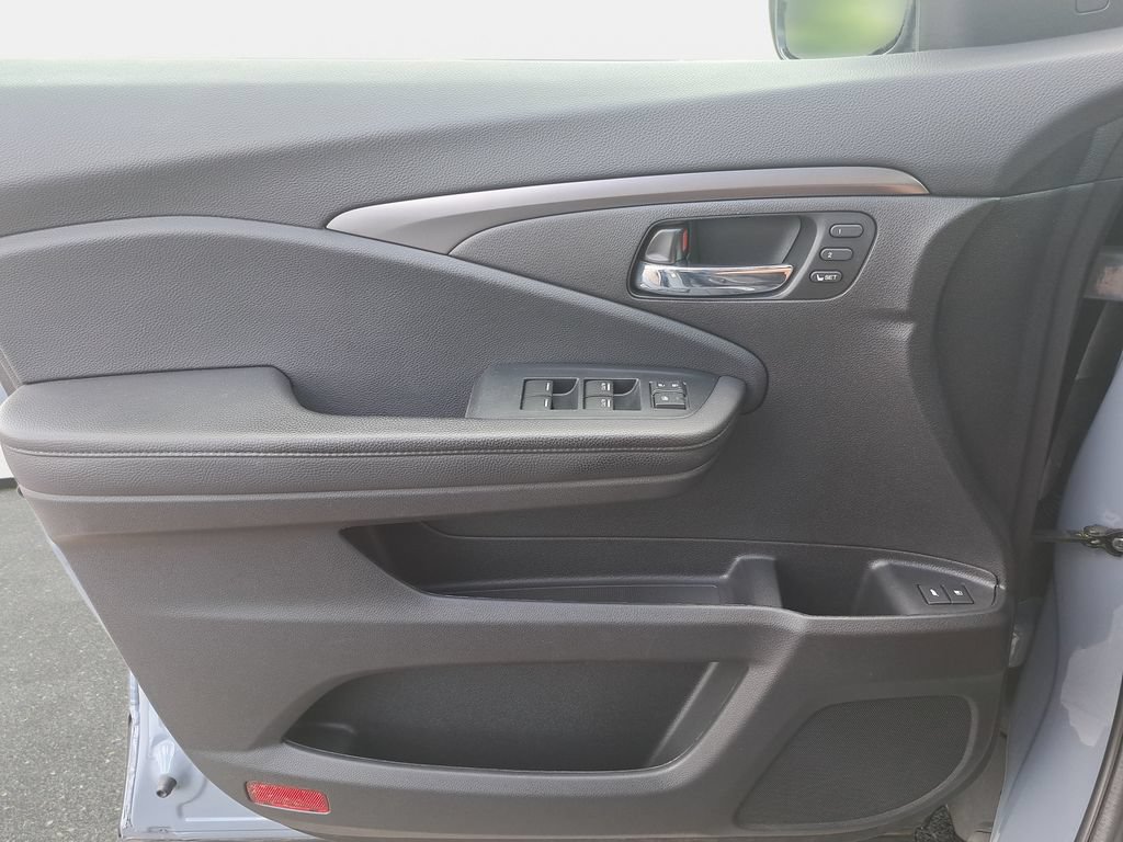 Used 2022 Honda Pilot Special Edition image 29