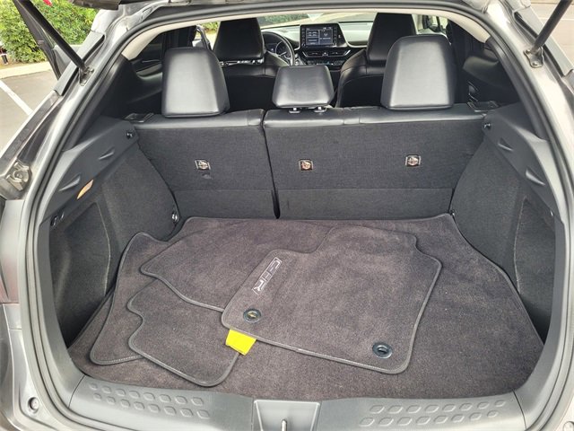 Used 2021 Toyota C-HR Limited image 26