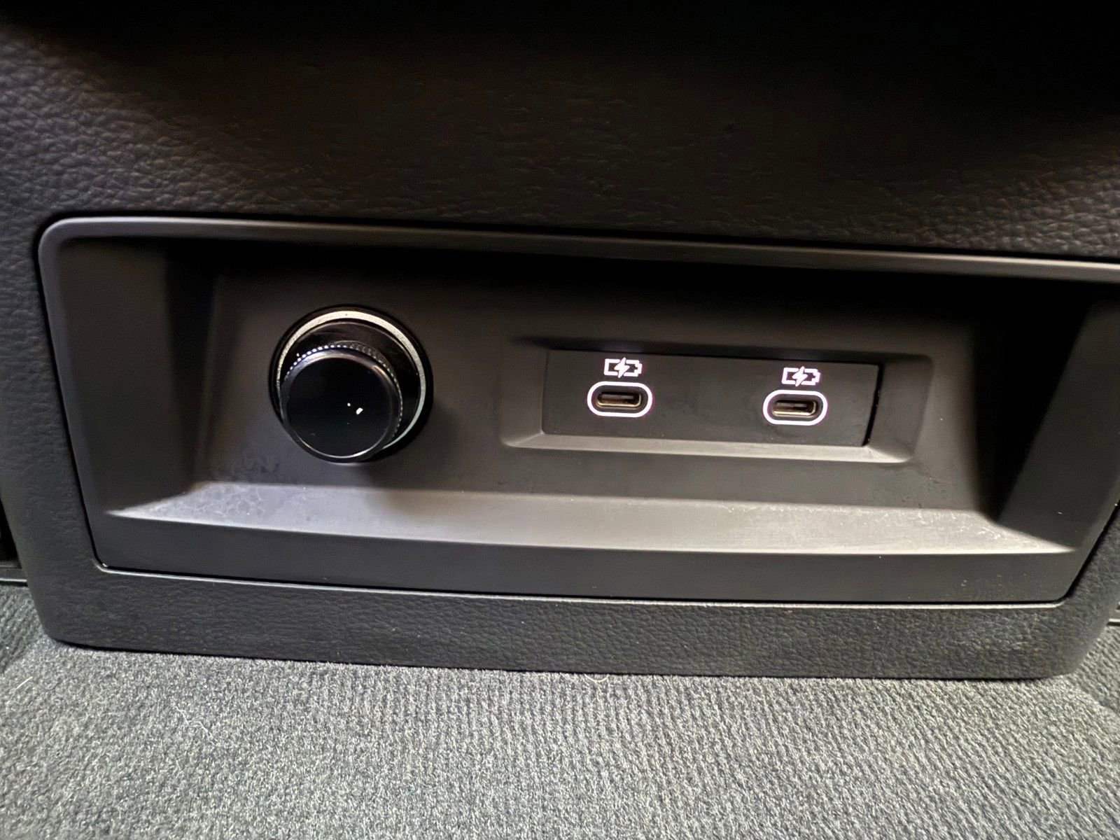 Used 2025 Audi Q7 3.0T Premium Plus image 24