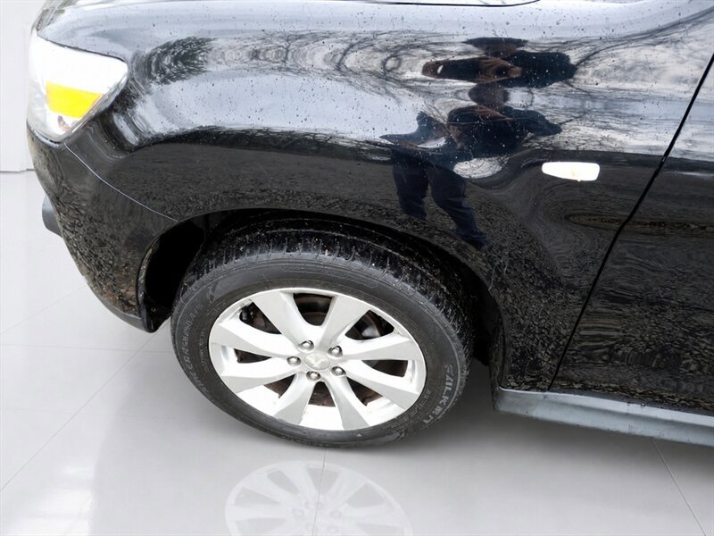 Used 2013 Mitsubishi Outlander Sport SE AWD/4WD image 11