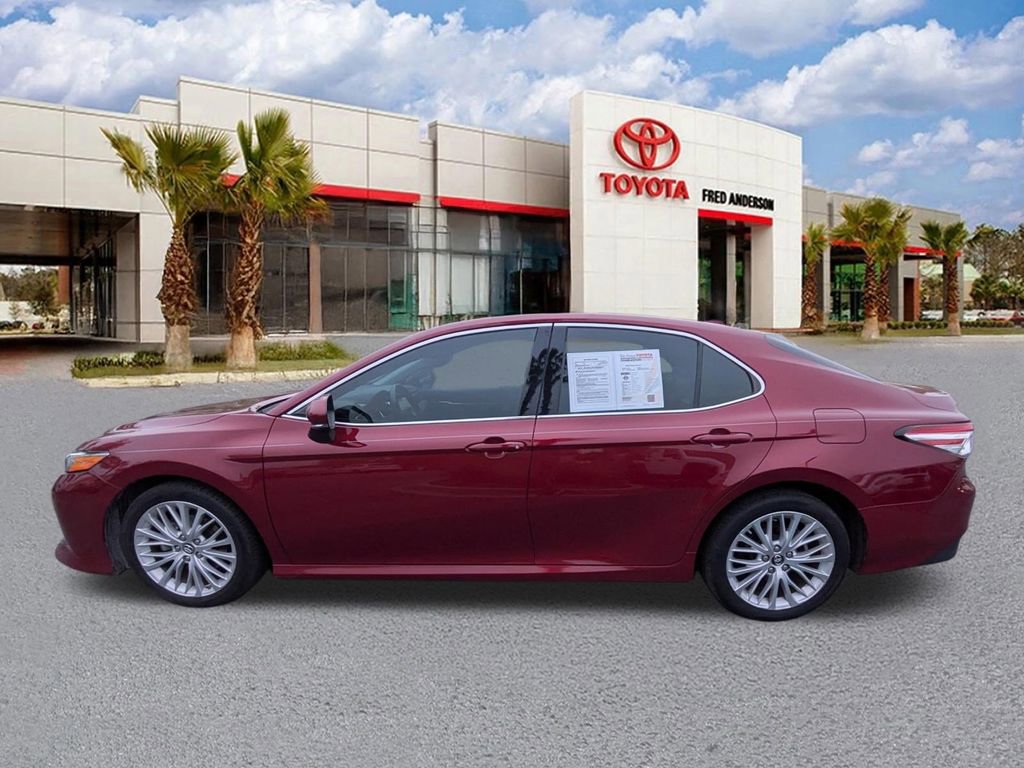 Used 2019 Toyota Camry XLE image 8