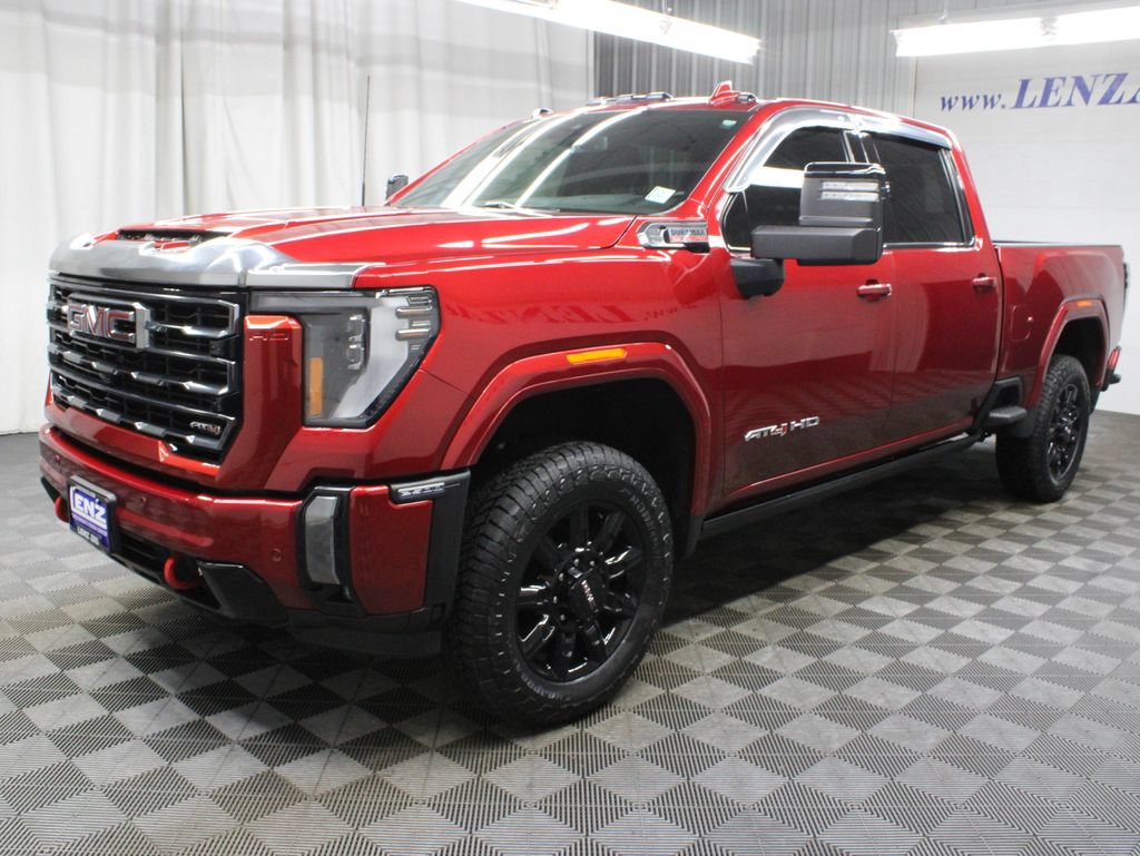 Used 2024 GMC Sierra 2500 AT4 w/ AT4 Preferred Package AWD/4WD image 9