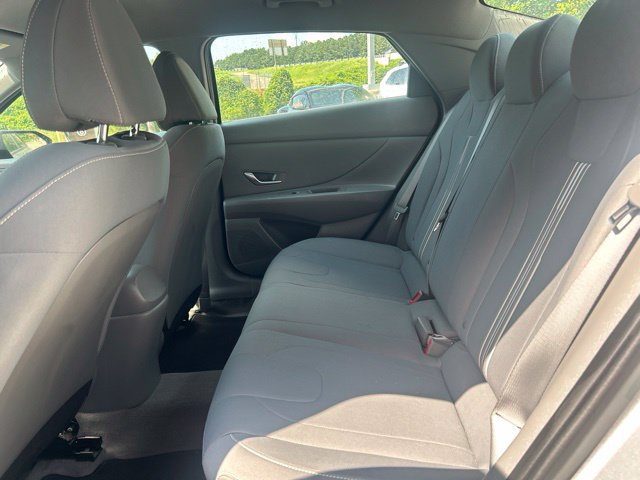 Certified 2023 Hyundai Elantra SEL FWD image 8
